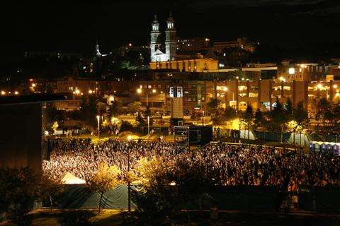 Roger Hodgson ~ Zone Portuaire de Chicoutimi ~ Saguenay, QC, Canada