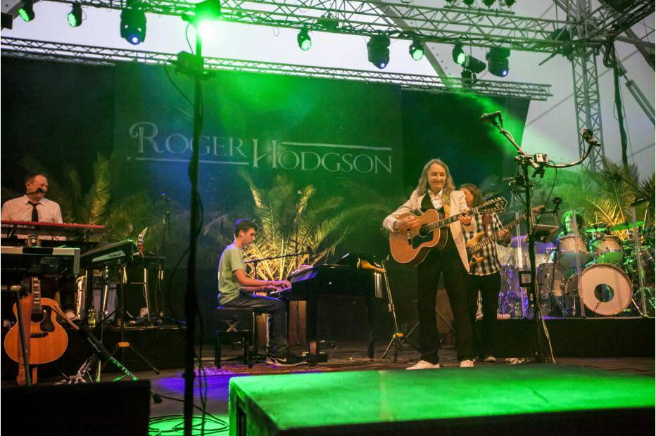 Roger Hodgson ~ Amphitheatre Schloss Philippsruhe ~ Hanau, Germany