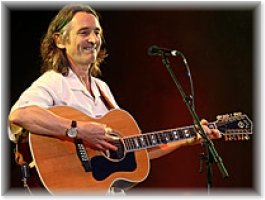 Roger Hodgson in Aktion (Bild: picture-alliance/dpa)